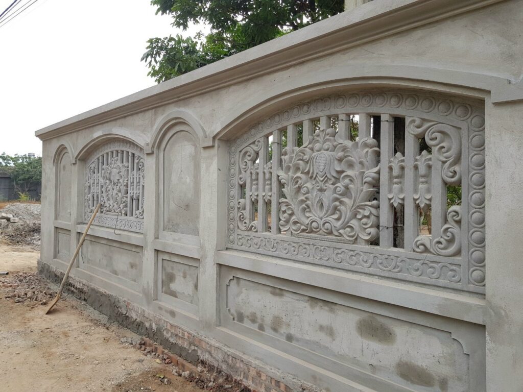Mẫu hàng rào xi măng xây tường đẹp tạo nên sự kiên cố, bảo mật cao, đồng thời mang lại vẻ bề thế và sang trọng cho ngôi nhà.