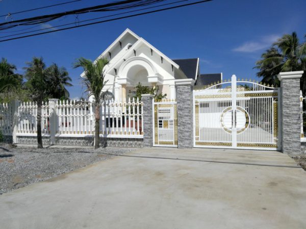 Mẫu hàng rào xi măng nông thôn đẹp