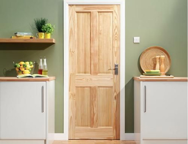 Ứng dụng gỗ thông làm cửa