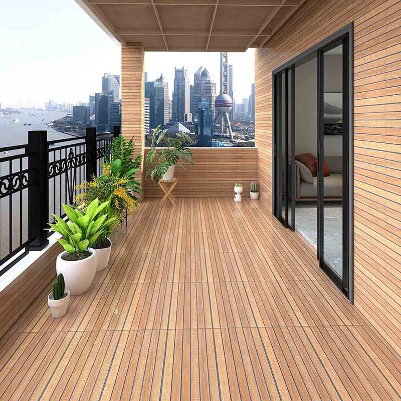 Gạch vân gỗ ốp ban công