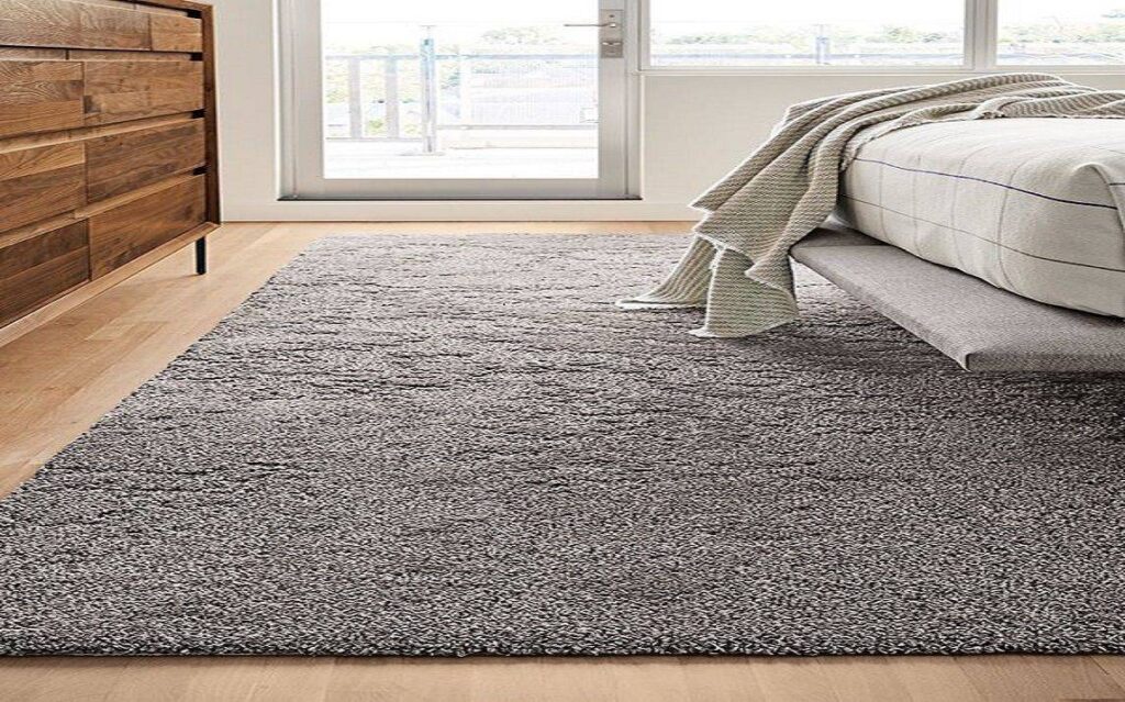 Thảm trải sàn giúp làm đẹp, cách âm và giữ ấm không gian.