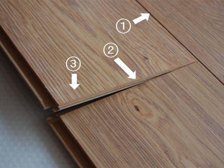 Kiểm tra kỹ hệ hèm khóa trước khi thi công để đảm bảo sàn bền đẹp và không hở mép.